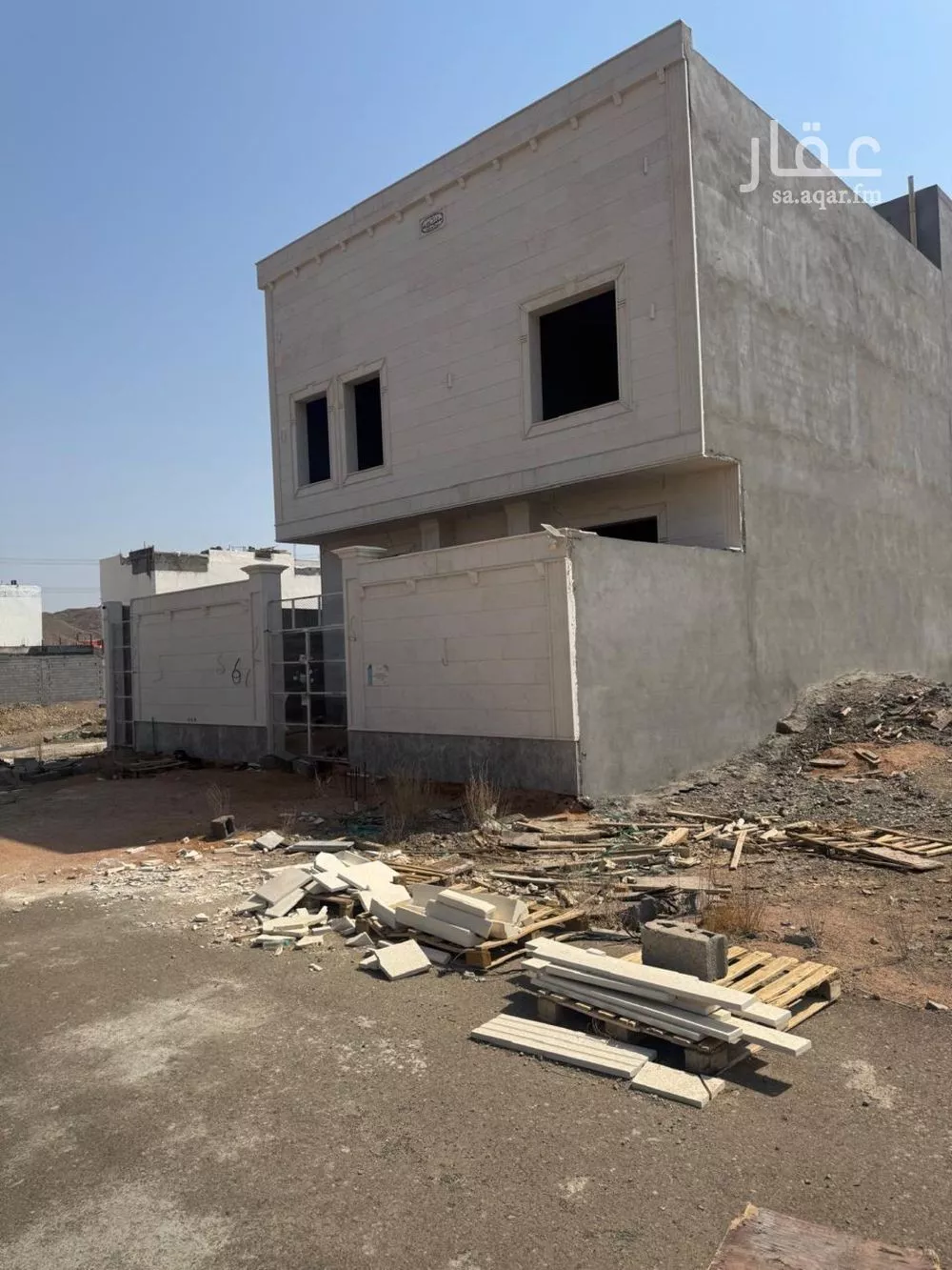 فيلا للبيع في شارع عمير ابن قرة الليثي, حي طيبة, مدينة المدينه المنوره, منطقة المدينة المنورة 1 صورة