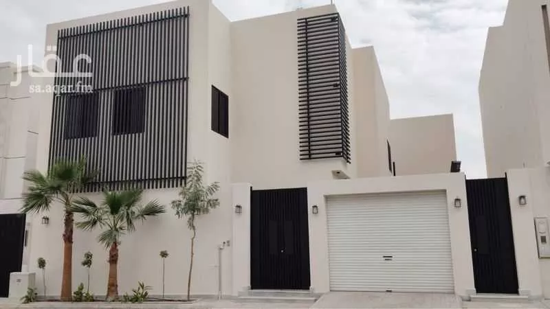 فيلا للبيع في شارع عمر بن عبدالقادر مفتي ، حي المهدية ، الرياض ، منطقة الرياض 1 صورة