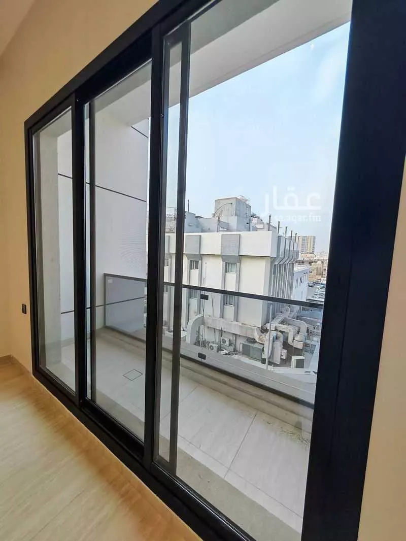 شقة للبيع في شارع الفريق, حي العزيزية, مدينة جدة, منطقة مكة المكرمة 1 صورة