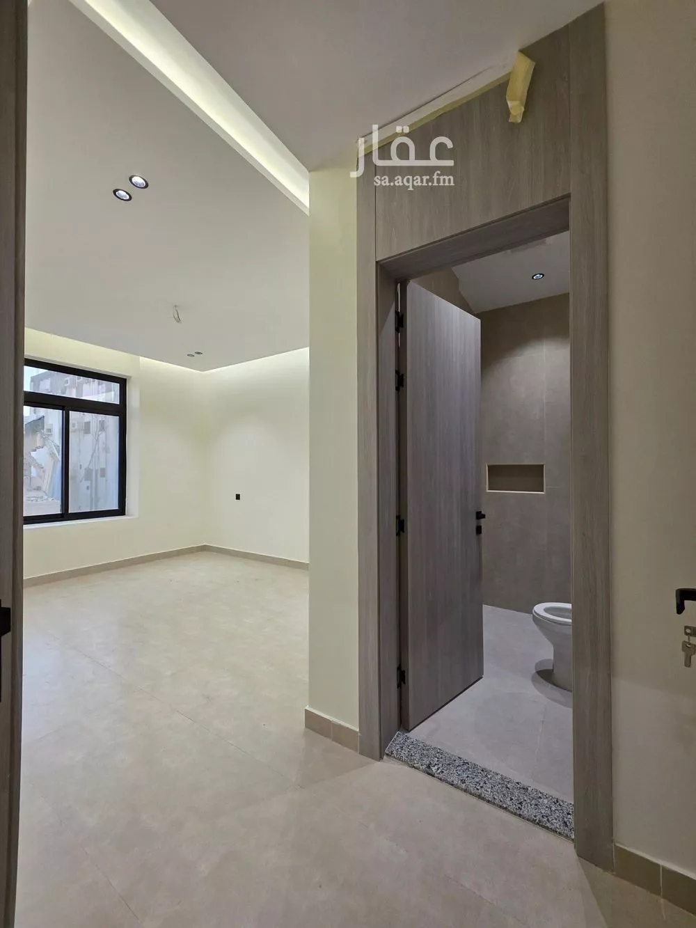 شقة للبيع في شارع العكرش, حي النزهة, مدينة جدة, منطقة مكة المكرمة 1 صورة
