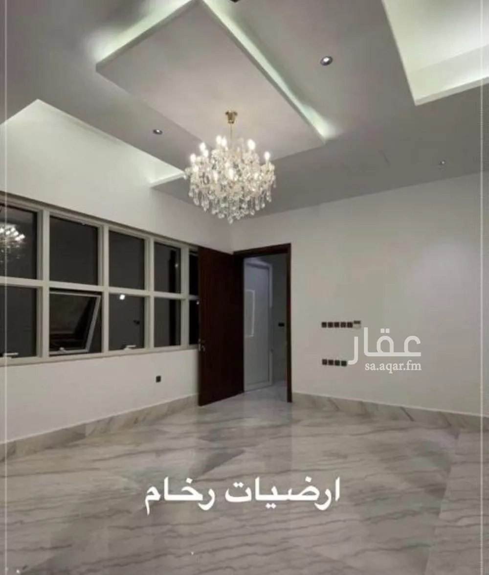 فيلا للبيع في شارع عباس كرارة, حي الريان, مدينة بريدة, منطقة القصيم 1 صورة