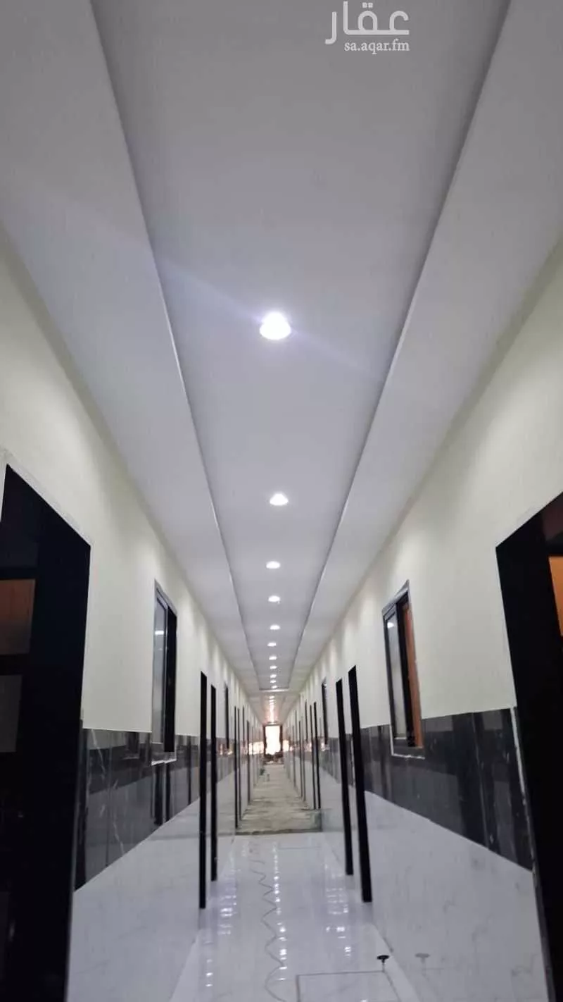 عمارة للإيجار في شارع ابن العميد, حي السلي, مدينة الرياض, منطقة الرياض 1 صورة