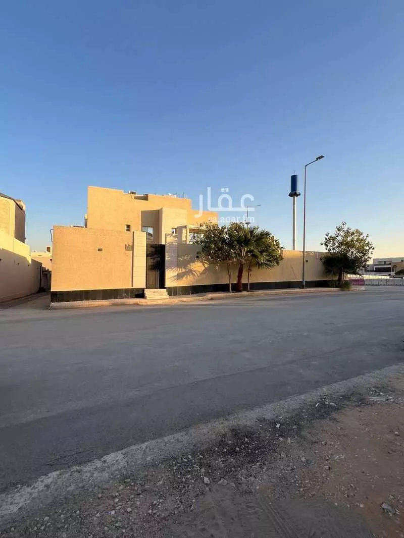 فيلا للبيع في شارع بللسمر, حي عرقة, مدينة الرياض, منطقة الرياض 1 صورة