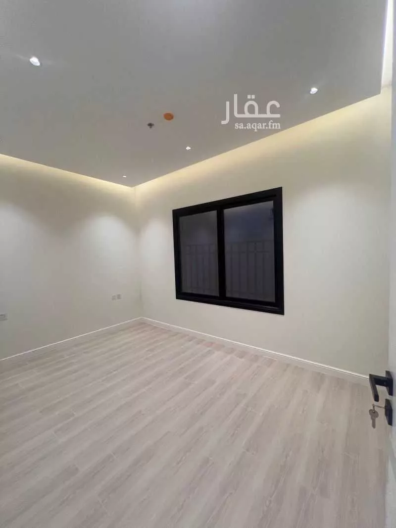 شقة للبيع في شارع محمد بن عبدالعزيز العجاجي, حي القيروان, مدينة الرياض, منطقة الرياض 1 صورة
