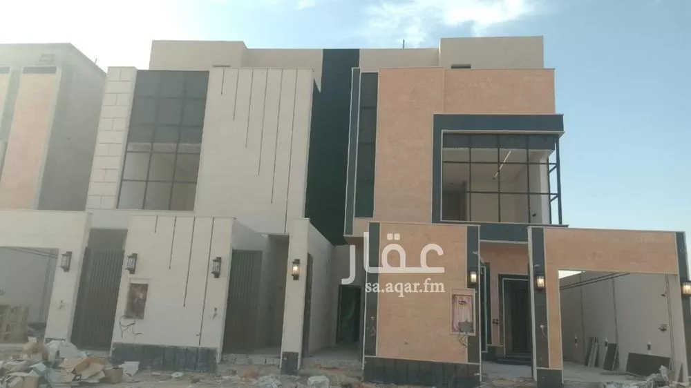 فيلا للبيع في شارع عبدالرحيم بن الفرس, حي المرجان, مدينة الرياض, منطقة الرياض 1 صورة