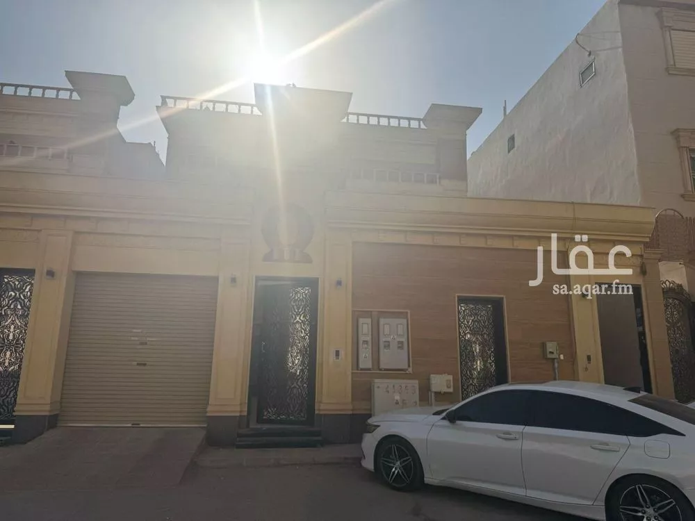 فيلا للبيع في شارع حسن حسني عبدالوهاب, حي الرمال, مدينة الرياض, منطقة الرياض 1 صورة