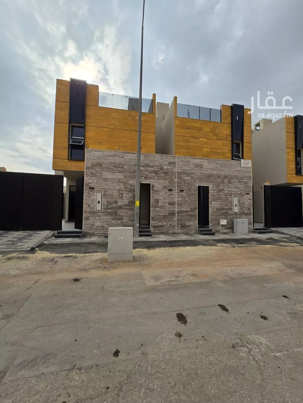 فيلا للبيع في شارع يلملم, حي قرطبة, مدينة الرياض, منطقة الرياض 1 صورة