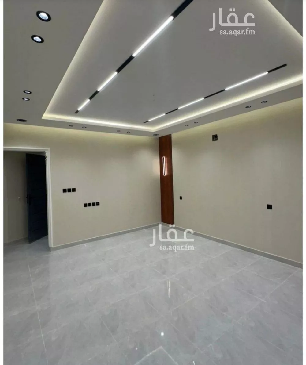 دور للبيع في شارع رقم 484, حي الجنادرية, مدينة الرياض, منطقة الرياض 1 صورة