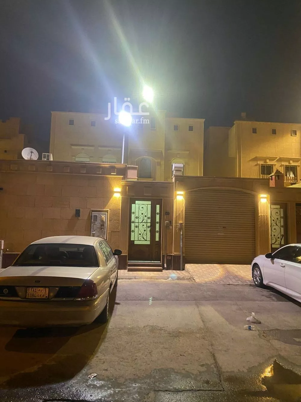 فيلا للبيع في شارع المقاماتي, حي إشبيلية, مدينة الرياض, منطقة الرياض 1 صورة