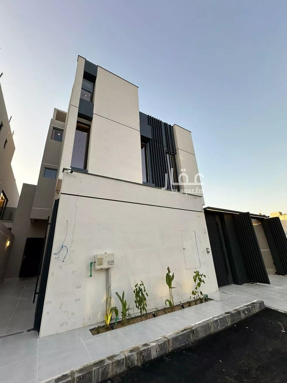 فيلا للبيع في شارع رقم 314, حي الرمال, مدينة الرياض, منطقة الرياض 1 صورة