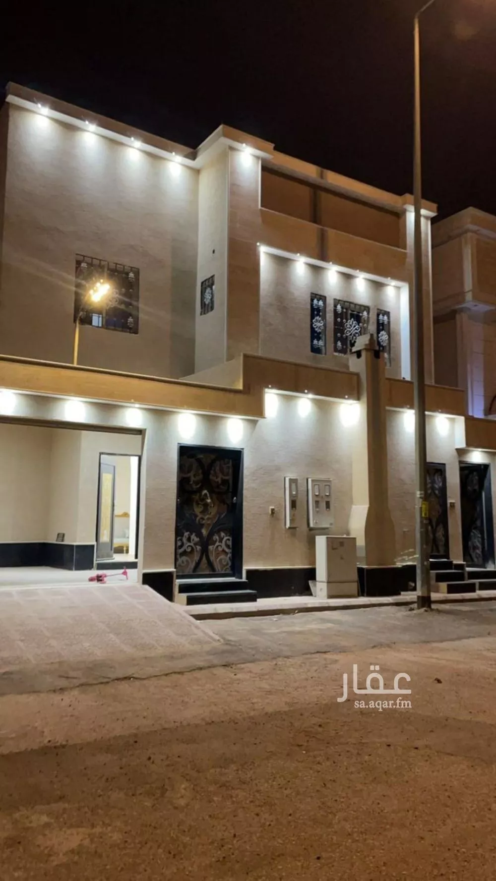فيلا للبيع في شارع محمد أبي نهية, حي الرمال, مدينة الرياض, منطقة الرياض 1 صورة
