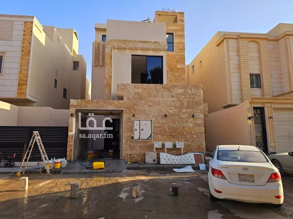 دور للبيع في شارع عثمان المقاتلي, حي العارض, مدينة الرياض, منطقة الرياض 1 صورة