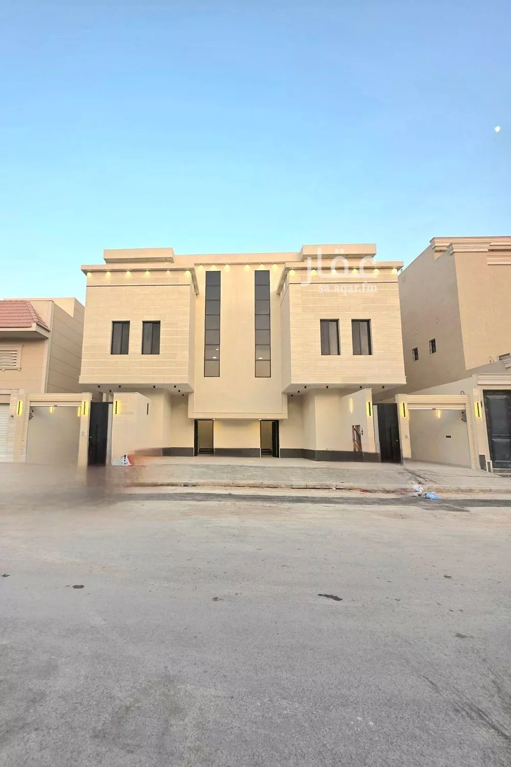 دور للبيع في شارع أحمد بن محمد الصباحي, حي العوالي, مدينة الرياض, منطقة الرياض 1 صورة