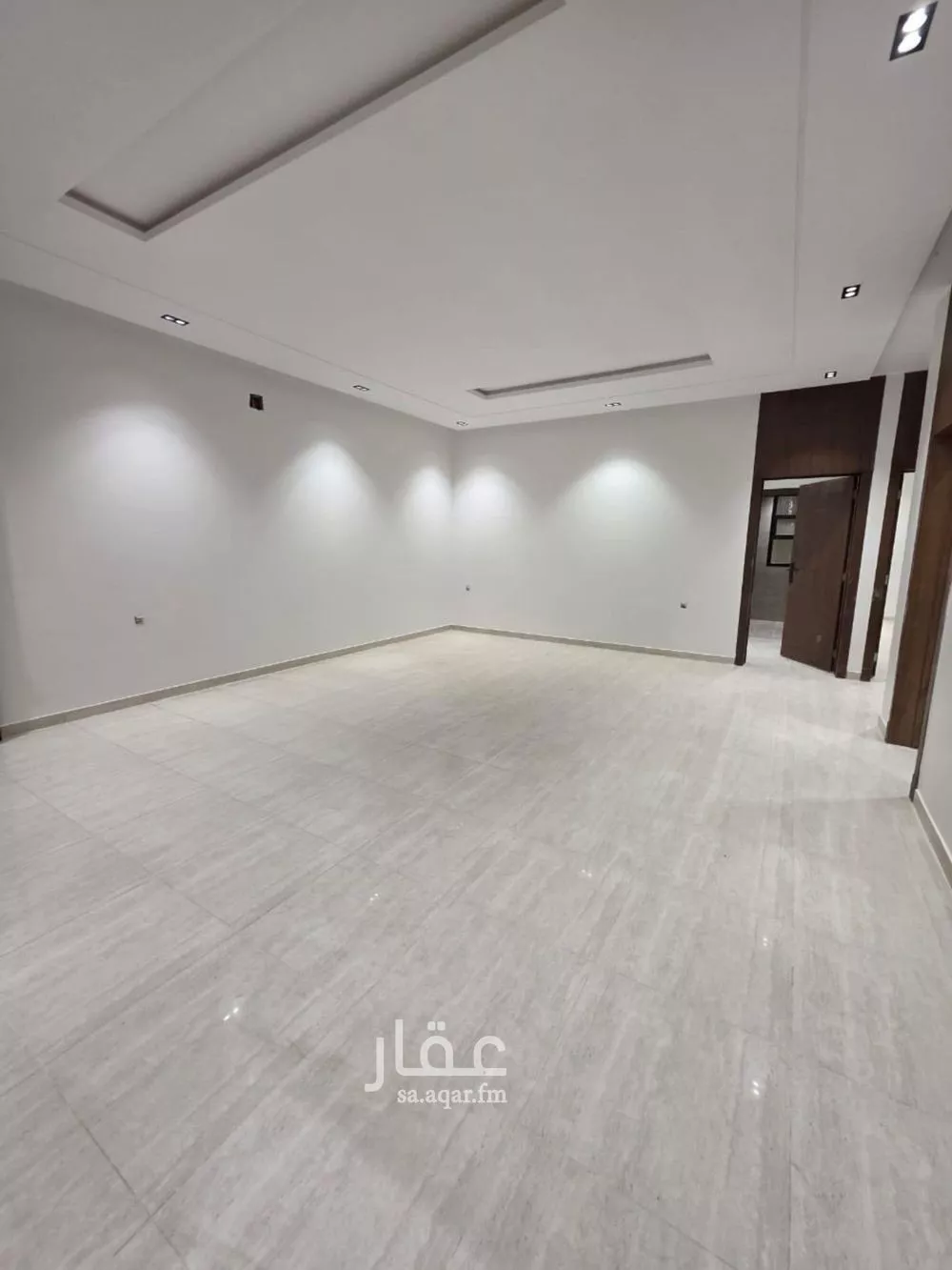 دور للبيع في شارع المحبة, حي بدر, مدينة الرياض, منطقة الرياض 1 صورة