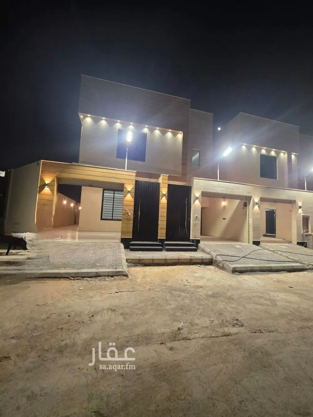 فيلا للبيع في شارع أحمد البرادعي, حي العوالي, مدينة الرياض, منطقة الرياض 1 صورة