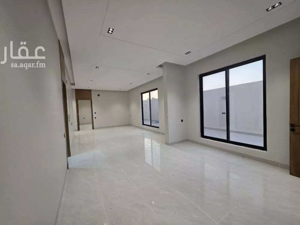 دور للبيع في شارع محمد بن جميع, حي طويق, مدينة الرياض, منطقة الرياض 1 صورة