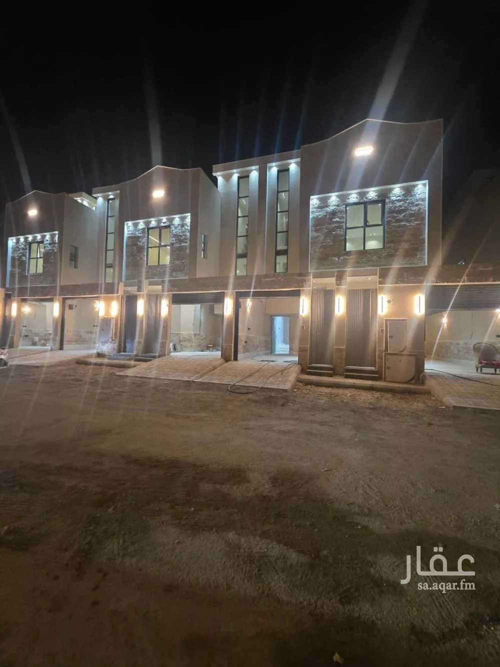 دور للبيع في شارع نجم الدين الايوبي, حي طويق, مدينة الرياض, منطقة الرياض 1 صورة