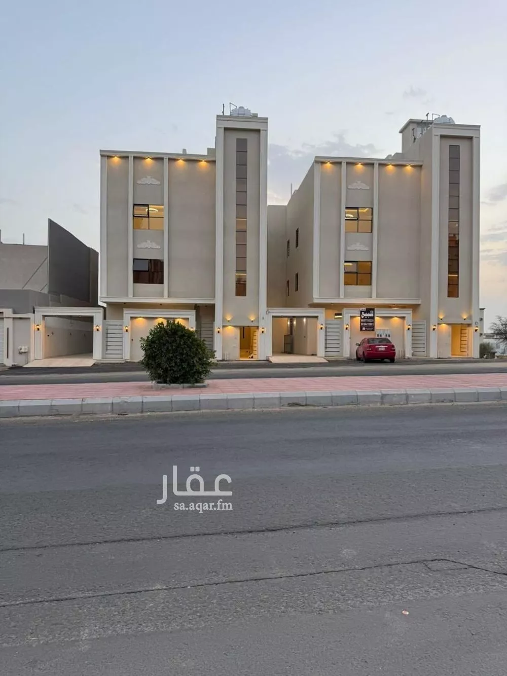 شقة للبيع في شارع النهضة 44, حي النهضة, مدينة احد رفيده, منطقة عسير 1 صورة