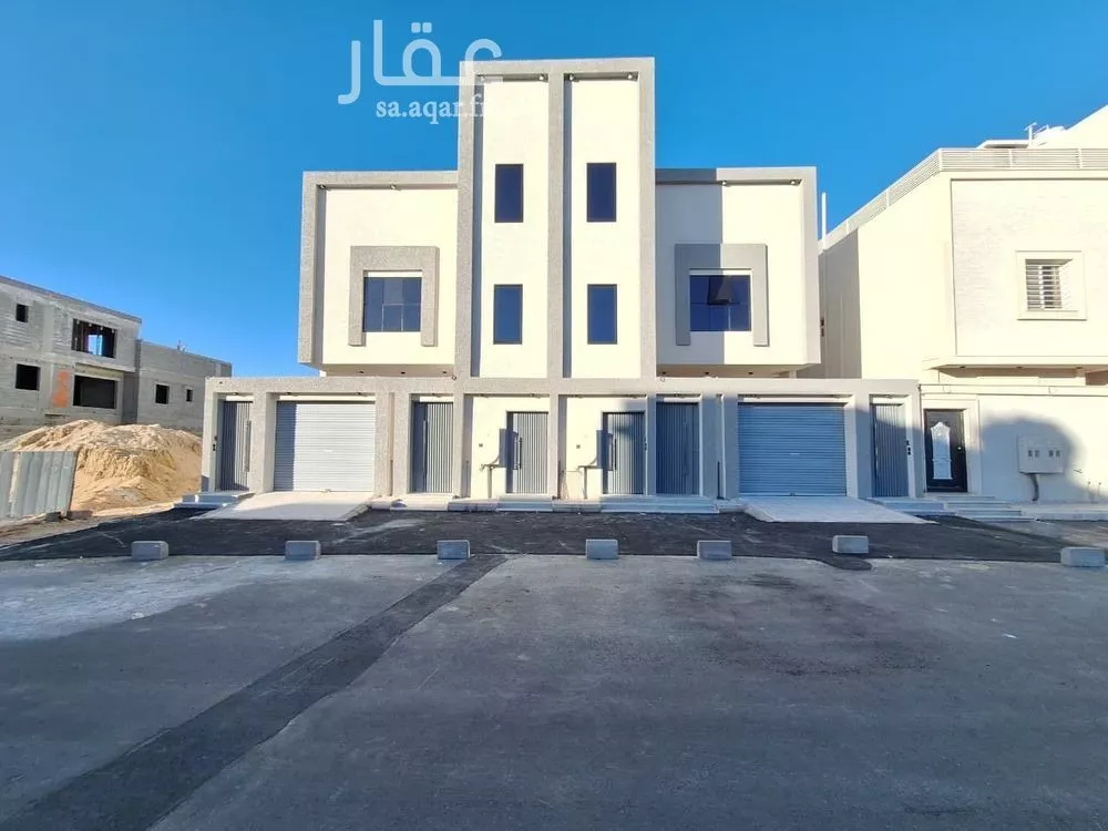 شقة للبيع في شارع المعلاة 74, حي المعلاة, مدينة أحد رفيدة, منطقة عسير 1 صورة