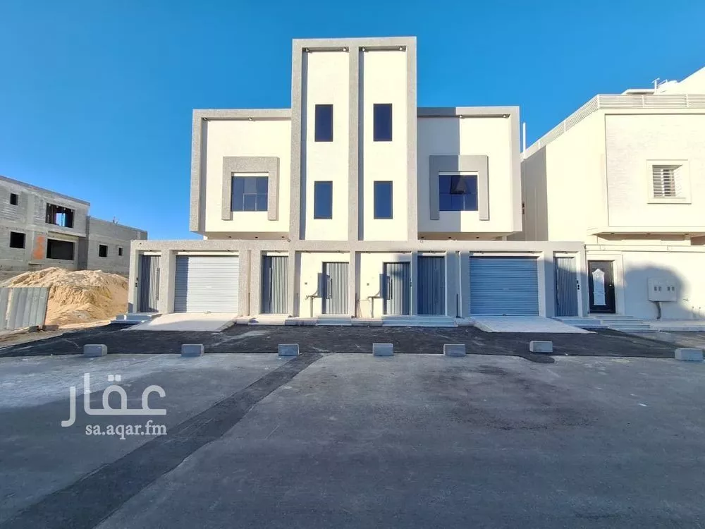 شقة للبيع في شارع المعلاة 93, حي المعلاة, مدينة أحد رفيدة, منطقة عسير 1 صورة