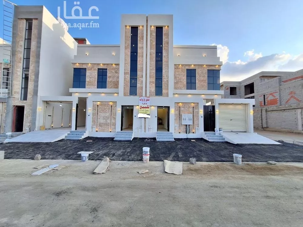 شقة للبيع في شارع المعلاة 71, حي المعلاة, مدينة أحد رفيدة, منطقة عسير 1 صورة