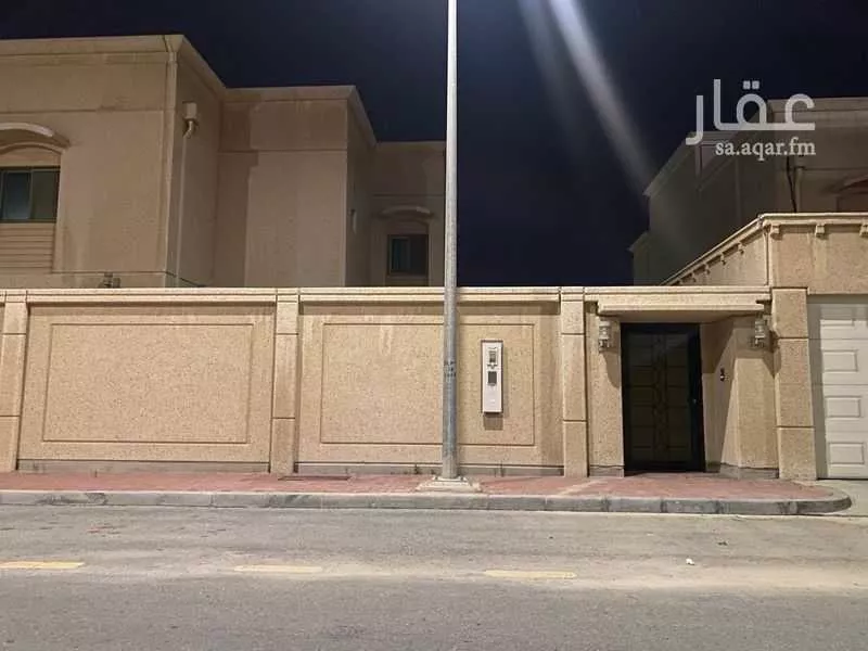 فيلا للبيع في شارع شارع العيينة, مدينة مدينه الجبيل الصناعيه, المنطقة الشرقية 1 صورة