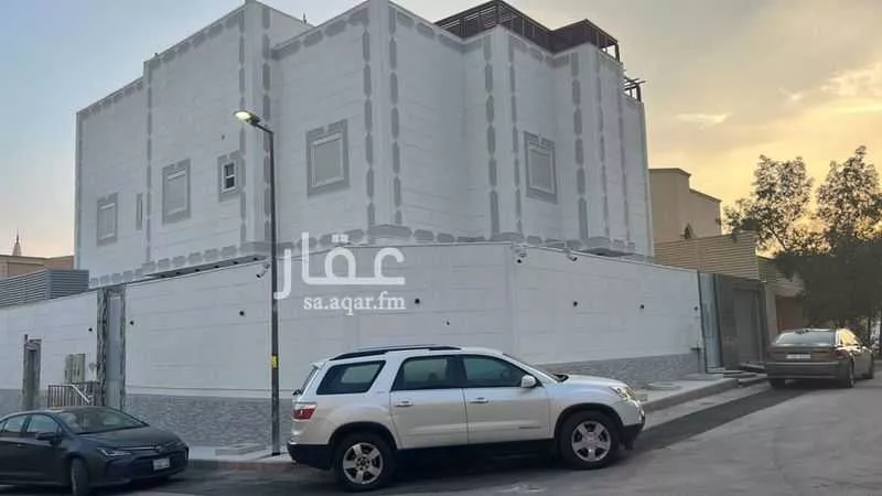 فيلا للإيجار في شارع عيسى القيسي, حي الربوة, مدينة الرياض, منطقة الرياض 1 صورة