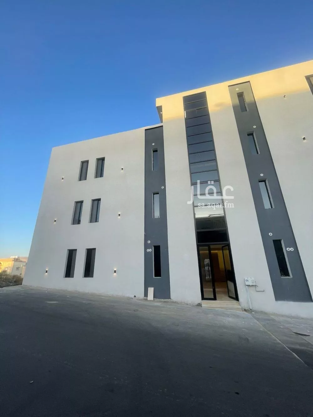 شقة للبيع في شارع العذراء, حي الشرقية, مدينة ابها, منطقة عسير 1 صورة