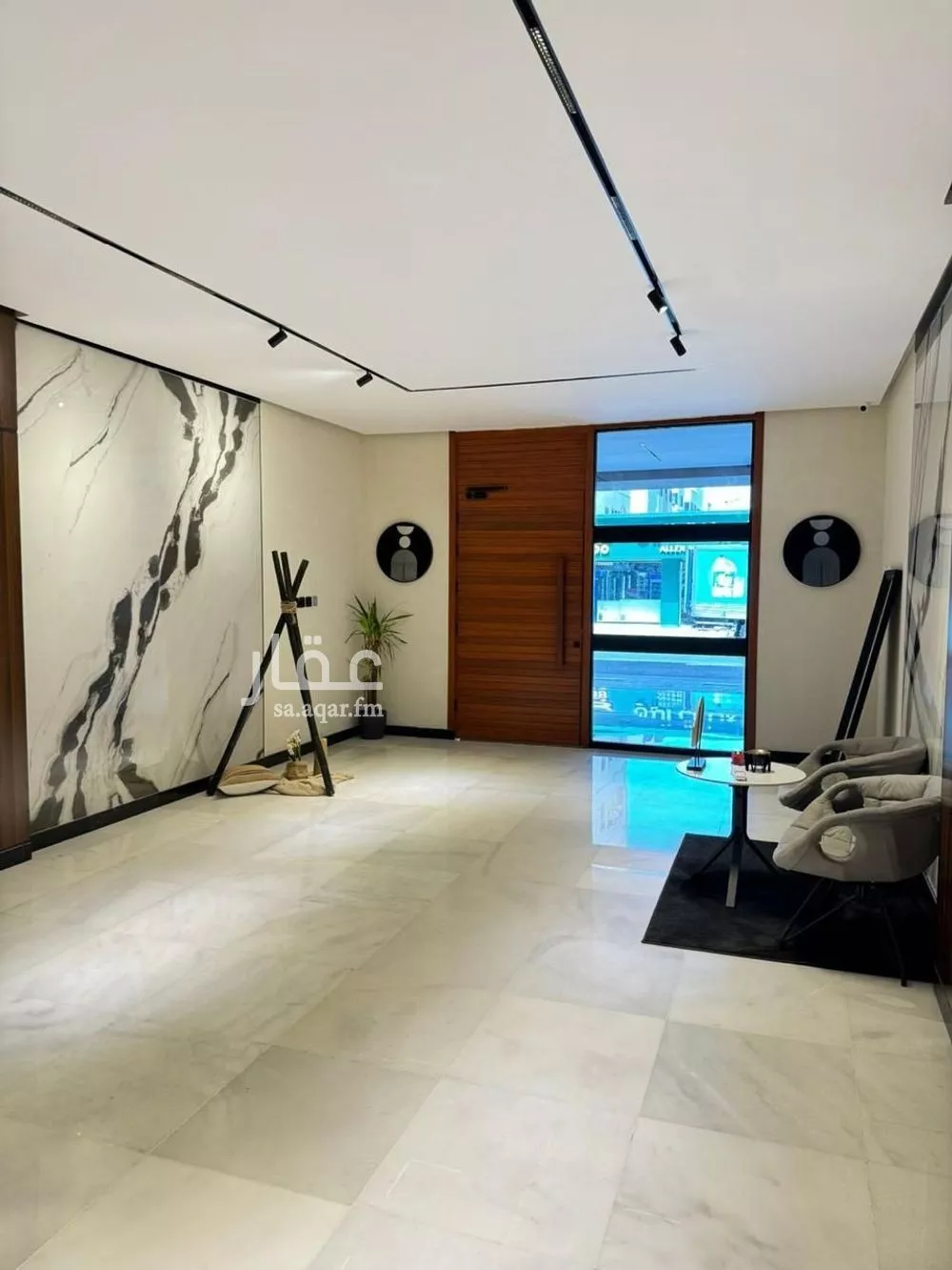 شقة للبيع في شارع المعاون, حي العزيزية, مدينة جدة, منطقة مكة المكرمة 1 صورة