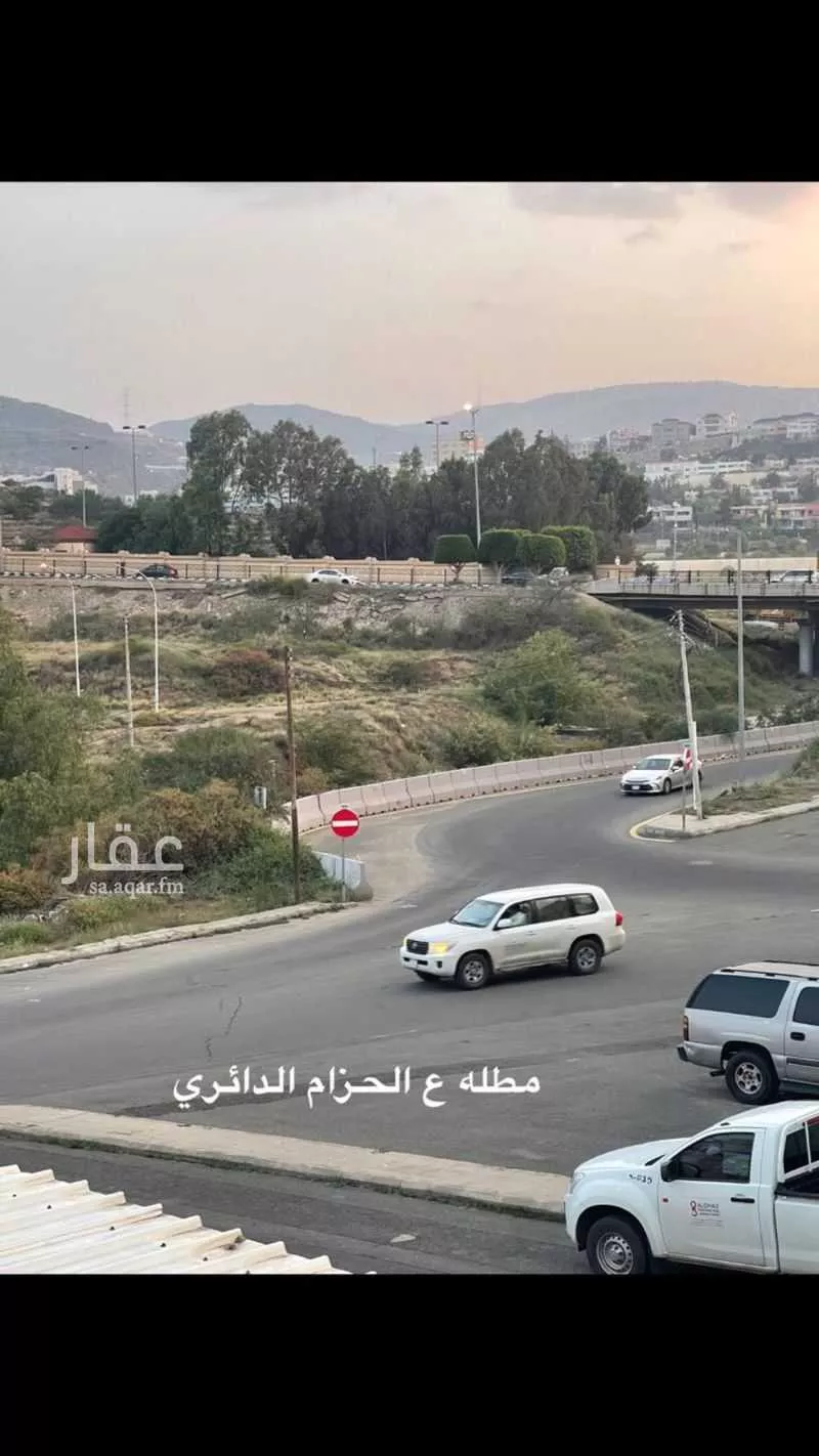 شقة للإيجار في شارع ممر الطحي ، حي السد ، ابها ، منطقة عسير 1 صورة