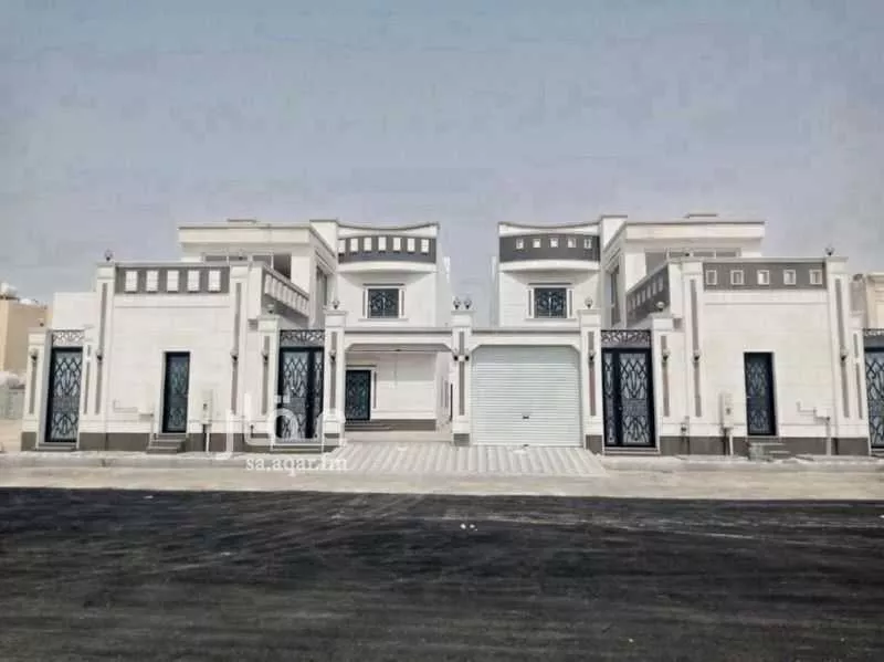 فيلا للبيع في شارع المقداد بن عمرو, حي الشراع, مدينة الخبر, المنطقة الشرقية 1 صورة