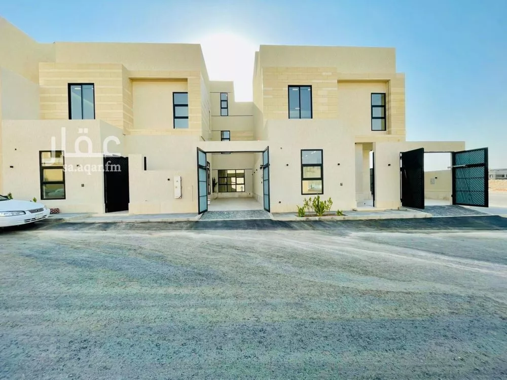 فيلا للبيع في شارع ابن سريج, حي المهدية, مدينة الرياض, منطقة الرياض 1 صورة