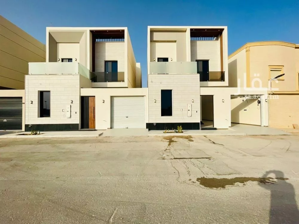 فيلا للبيع في شارع أبي عروه, حي المهدية, مدينة الرياض, منطقة الرياض 1 صورة