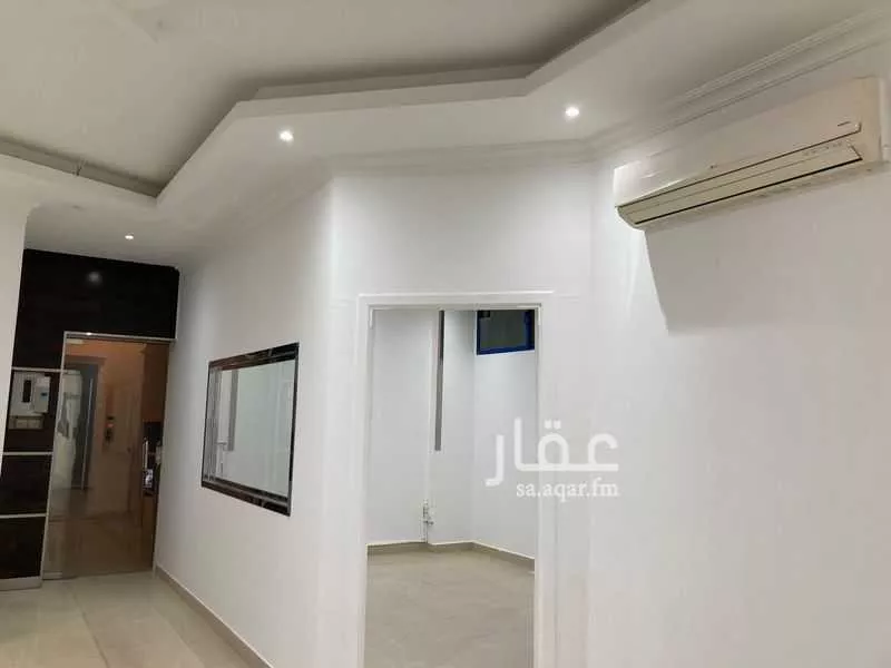 مكتب تجاري للإيجار في شارع طريق علي بن ابي طالب, حي المنتزة الشرقي, مدينة بريده, منطقة القصيم 1 صورة
