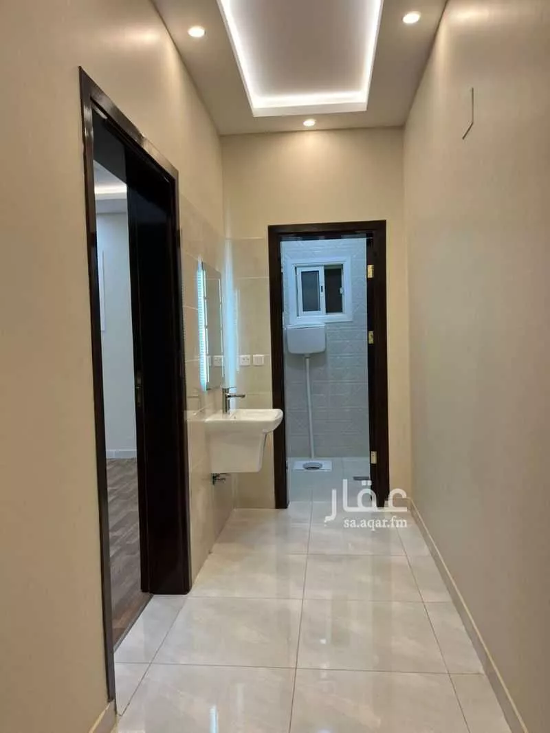 عمارة للإيجار في حي المصيف, مدينة تبوك, منطقة تبوك 1 صورة