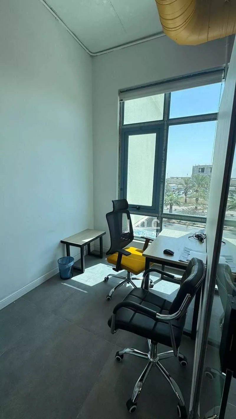 مكتب تجاري للإيجار في شارع صيدا, حي الدريهمية, مدينة الرياض, منطقة الرياض 1 صورة