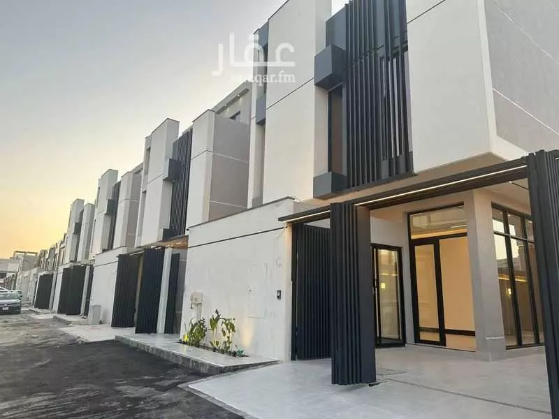 فيلا للبيع في شارع 18174098, حي الرمال, مدينة الرياض, منطقة الرياض 1 صورة