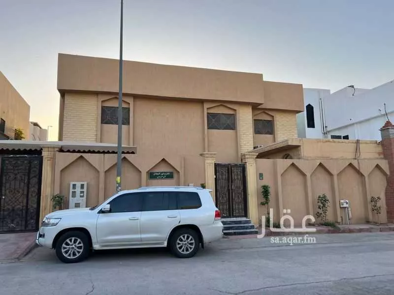 فيلا للبيع في شارع ابن الجلال, حي الروابي, مدينة الرياض, منطقة الرياض 1 صورة