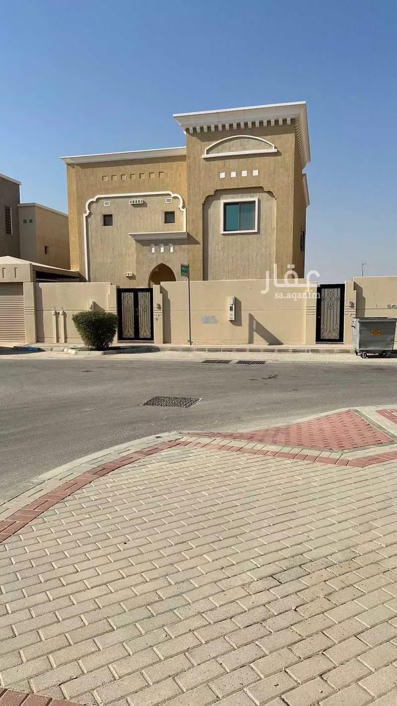 فيلا للبيع في شارع الريحان 2 ، حي المطرفية ، الجبيل ، الجبيل 1 صورة