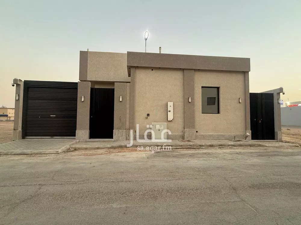 فيلا للبيع في شارع العفو, حي ظهرة لبن, مدينة الرياض, منطقة الرياض 1 صورة
