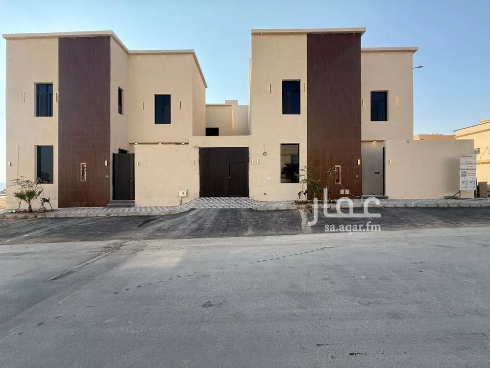 فيلا للبيع في شارع تثليث, حي ظهرة لبن, مدينة الرياض, منطقة الرياض 1 صورة