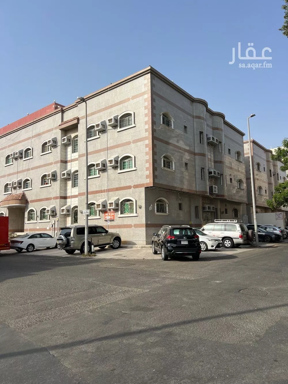 عمارة للبيع في شارع عبدالله بلخير, حي الروضة, مدينة جدة, منطقة مكة المكرمة 1 صورة