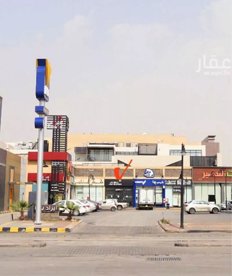محل للإيجار في شارع الامير مقرن بن عبدالعزيز, حي مغرزات, مدينة الرياض, منطقة الرياض 1 صورة
