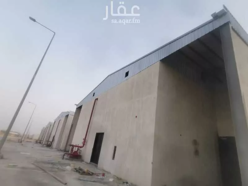 مستودع للإيجار في شارع 25643525, حي النظيم, مدينة الرياض, منطقة الرياض 1 صورة