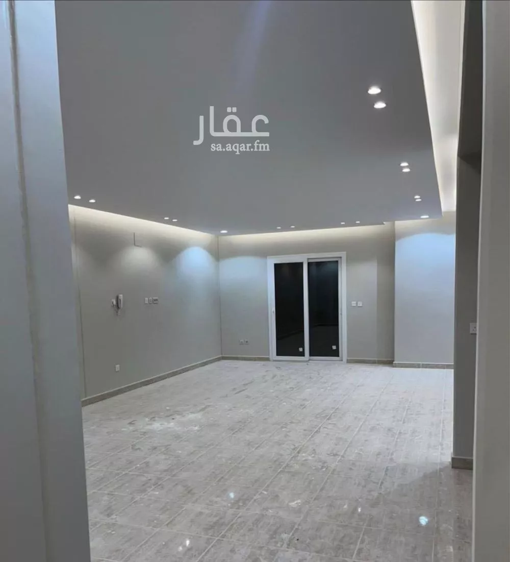 فيلا للإيجار في شارع أبي بكر بن عبدالله, حي مطار الملك خالد الدولي, مدينة الرياض, منطقة الرياض 1 صورة