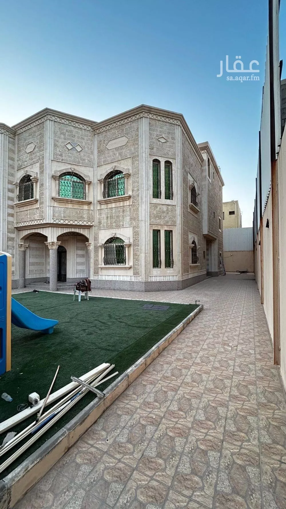 فيلا للبيع في شارع محمد بن احمد, حي الندى, مدينة الدمام, المنطقة الشرقية 1 صورة