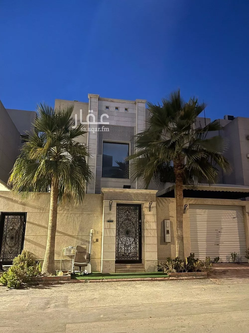 فيلا للبيع في شارع الصفصاف, حي العارض, مدينة الرياض, منطقة الرياض 1 صورة