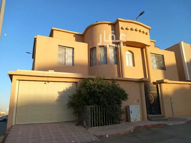 فيلا للبيع في شارع فؤاد شاكر, حي العوالي, مدينة الرياض, منطقة الرياض 1 صورة