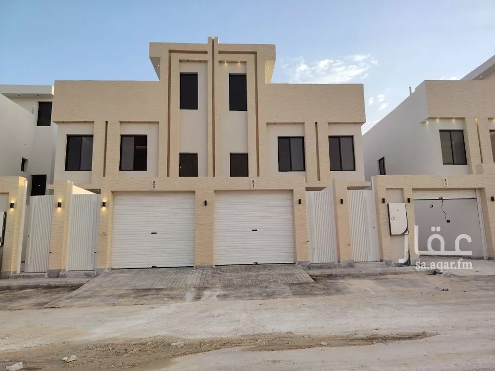 دور للبيع في شارع حسين الأبريقي, حي عكاظ, مدينة الرياض, منطقة الرياض 1 صورة