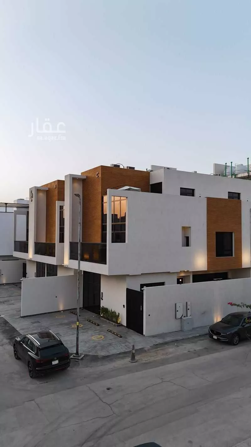 دور للبيع في شارع المفضل بن فضالة, حي العليا, مدينة الرياض, منطقة الرياض 1 صورة